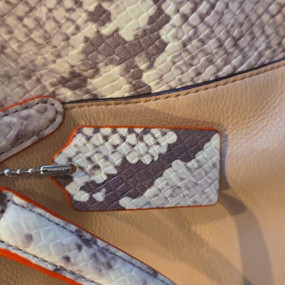 Coach Kelsey 13692 Snake Embossed - Picture 7 of 11